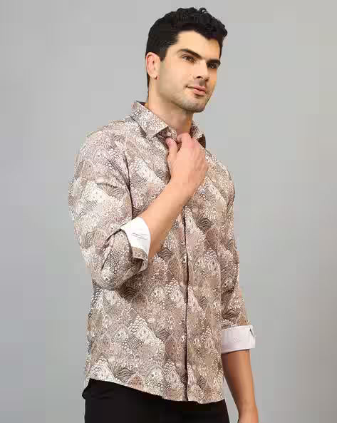 Men Printed Regular Fit Shirt with Spread Collar