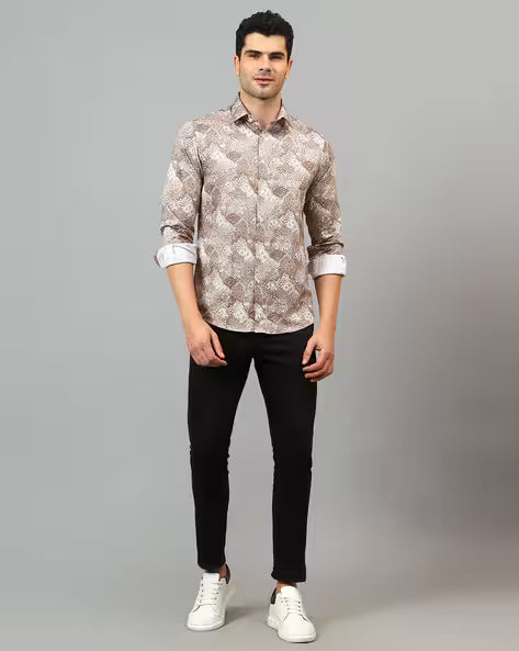 Men Printed Regular Fit Shirt with Spread Collar