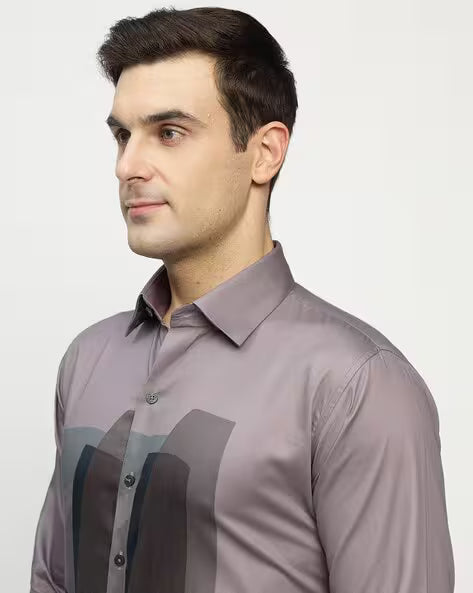 Men Slim Fit Shirt with Spread Collar