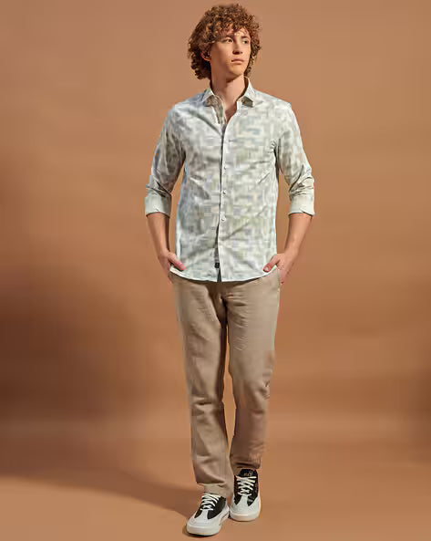 Men Abstract Slim Fit Shirt with Spread Collar