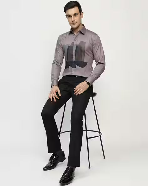 Men Slim Fit Shirt with Spread Collar