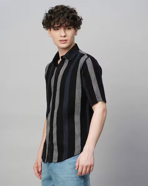 Men Spread Collar Crochet Shirt