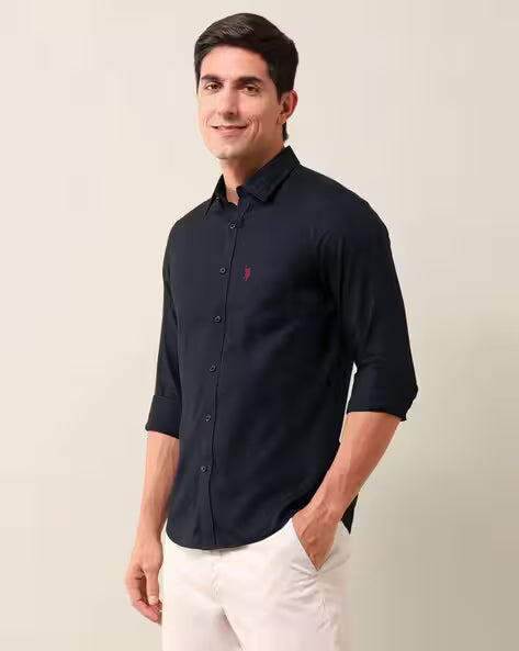 Men Slim Fit Shirt with Patch Pocket