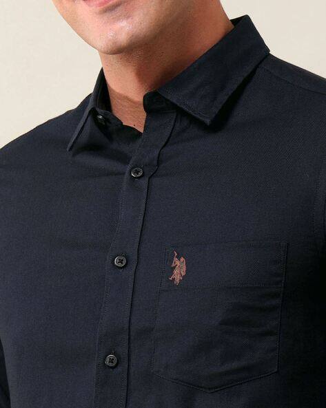 Men Slim Fit Shirt with Patch Pocket